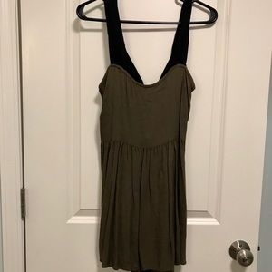 ⭐️MAKE AN OFFER⭐️ Olive green dress